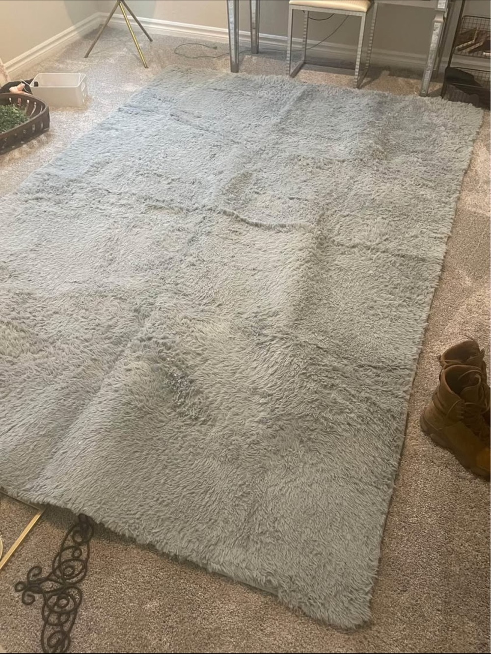 Plush Shag Area Rug - Light Gray Comfort